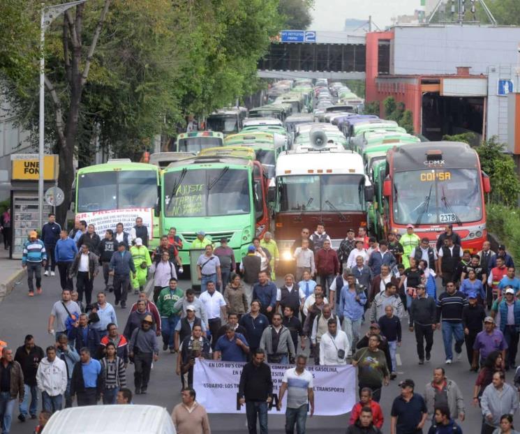 Transportistas anuncian bloqueos masivos; exigen aumento a la tarifa Transportistas anuncian bloqueos masivos; exigen aumento a la tarifa