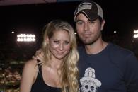 Enrique Iglesias y Anna Kournikova esperan a su cuarto hijo