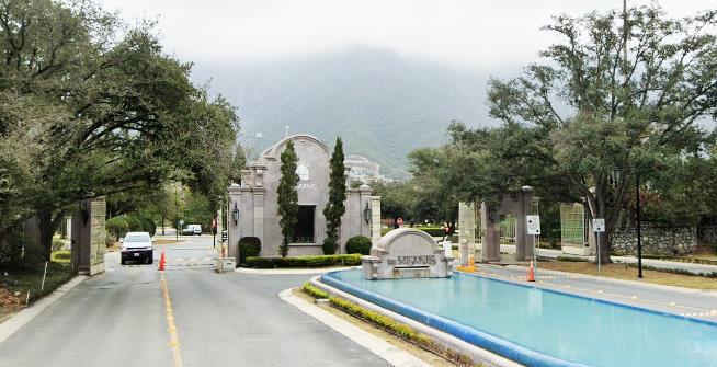 Realizan robo millonario en residencia de Santiago Realizan robo millonario en residencia de Santiago