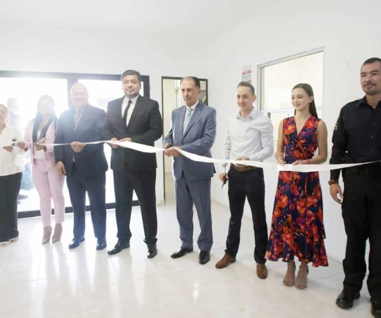 Inaugura FGJ Cabina Virtual de Denuncia en Allende Inaugura FGJ Cabina Virtual de Denuncia en Allende