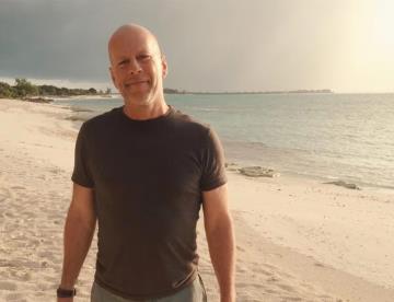 Bruce Willis se muda a una casa separada de su familia