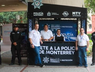 Instala Monterrey módulo fijo de reclutamiento policial
