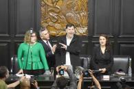 Clausura de sesi&oacute;n  permanente deriva en ri&ntilde;a; se&ntilde;alan involucrados