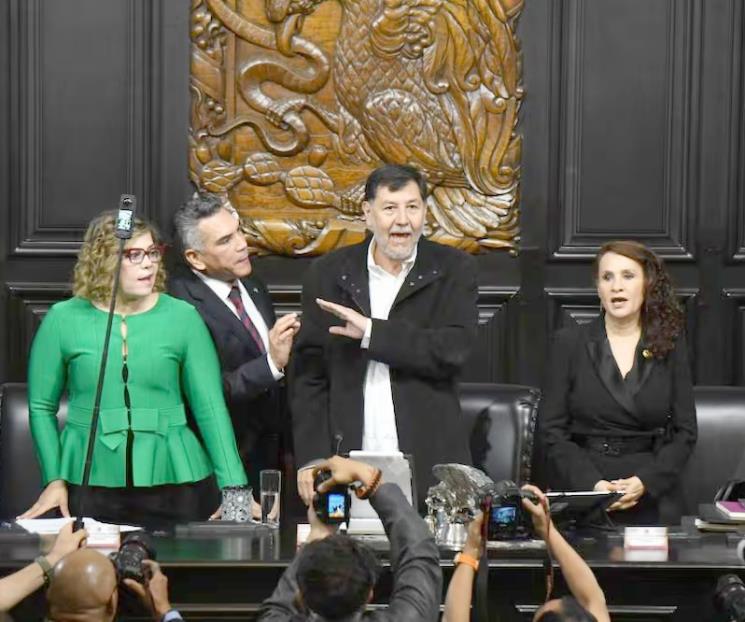 Clausura de sesión permanente deriva en riña; señalan involucrados Clausura de sesión permanente deriva en riña; señalan involucrados
