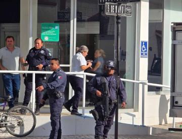 Roban $50 mil a mujer