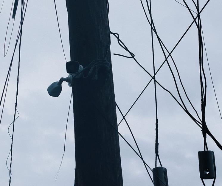 Descubren cámaras de vigilancia ilegales