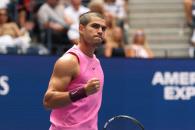 Avanza Carlos Alcaraz en US Open