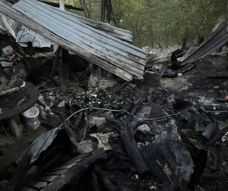 Incendia vivienda de su madre