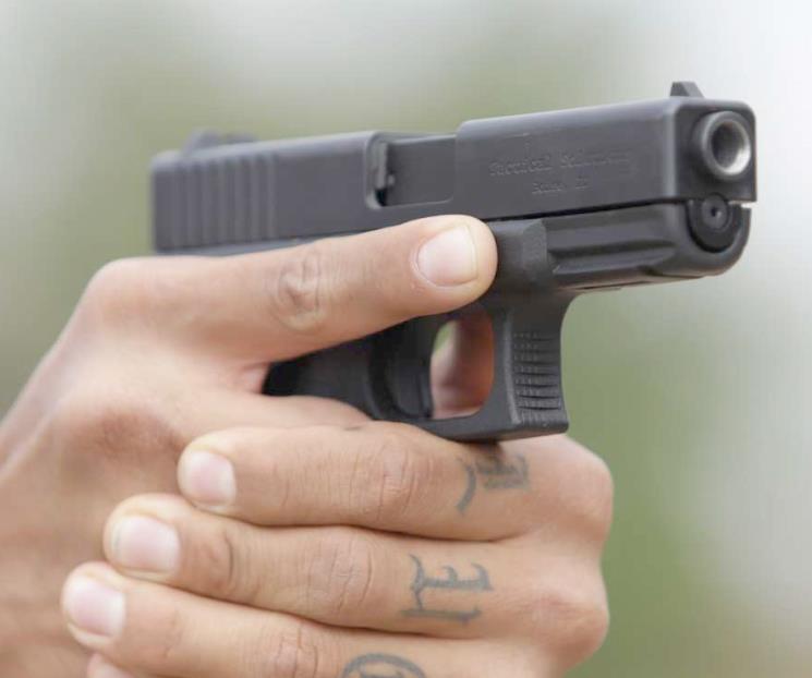 Matan a hombre de balazo en la cabeza en el centro de Monterrey