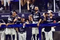 Va Sultanes por título de zona Va Sultanes por título de zona