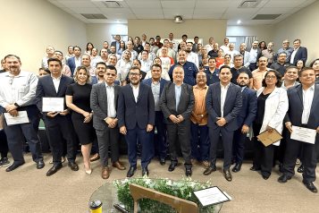 Orientan a adultos mayores en su proceso de jubilación