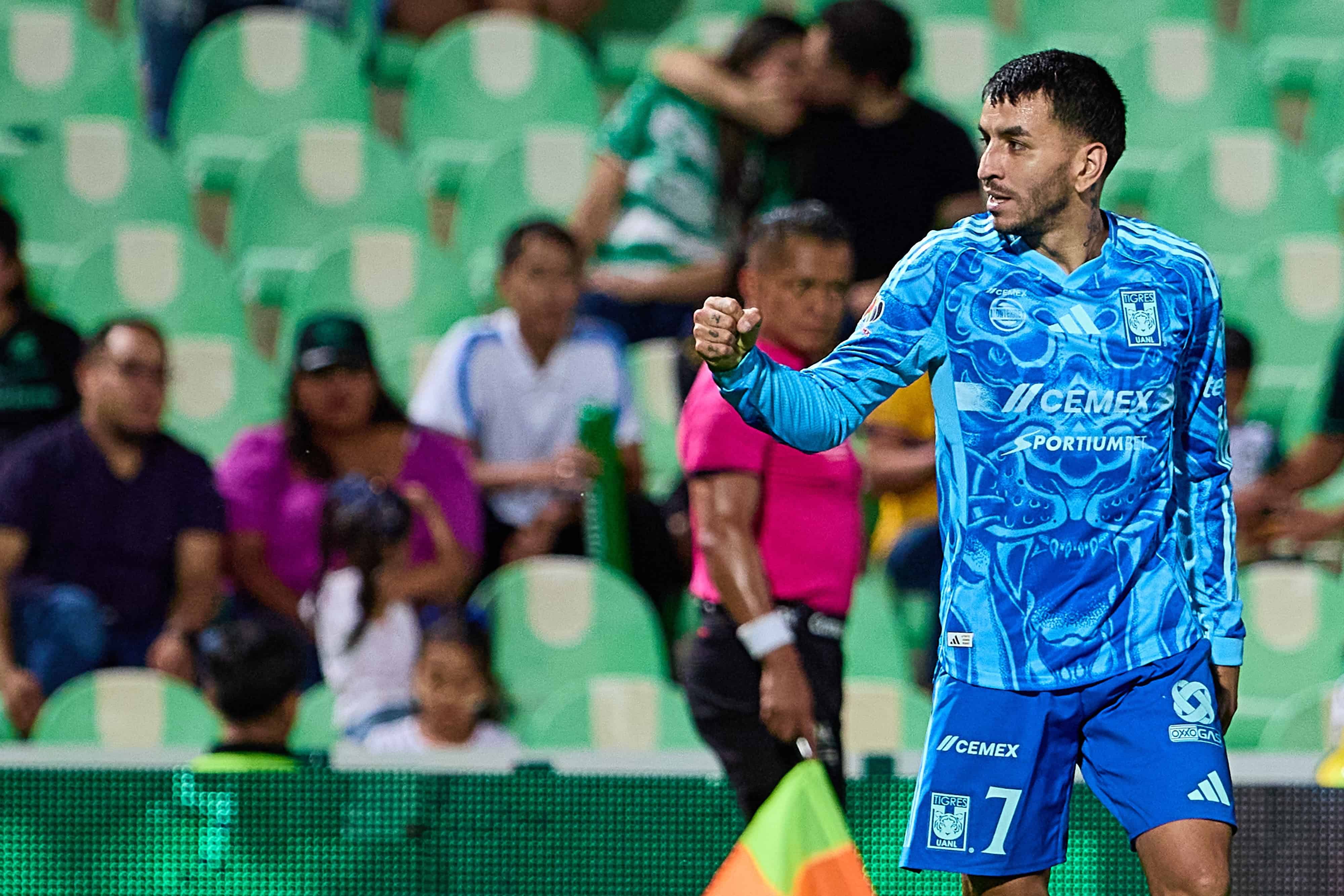 Correa hace el 1-0.