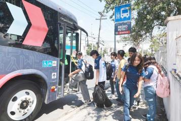 Benefician a 100 mil usuarios con la Regio Ruta