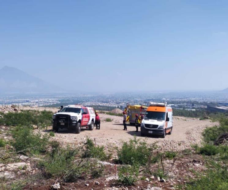 Logran sofocar incendio en cerro