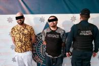 Navajean a joven; los detienen Navajean a joven; los detienen