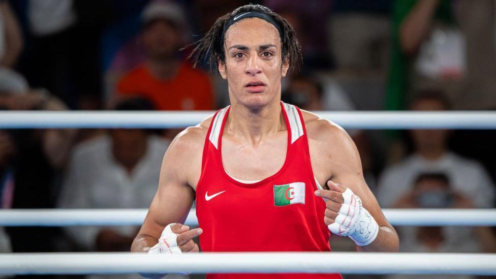 Fue Khelif al TAS por test de feminidad en World Boxing