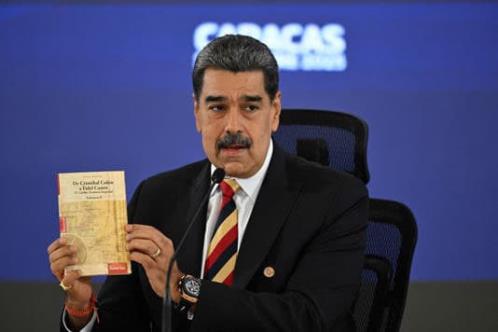 Asegura Maduro que está en la mira de 1.200 misiles de EU