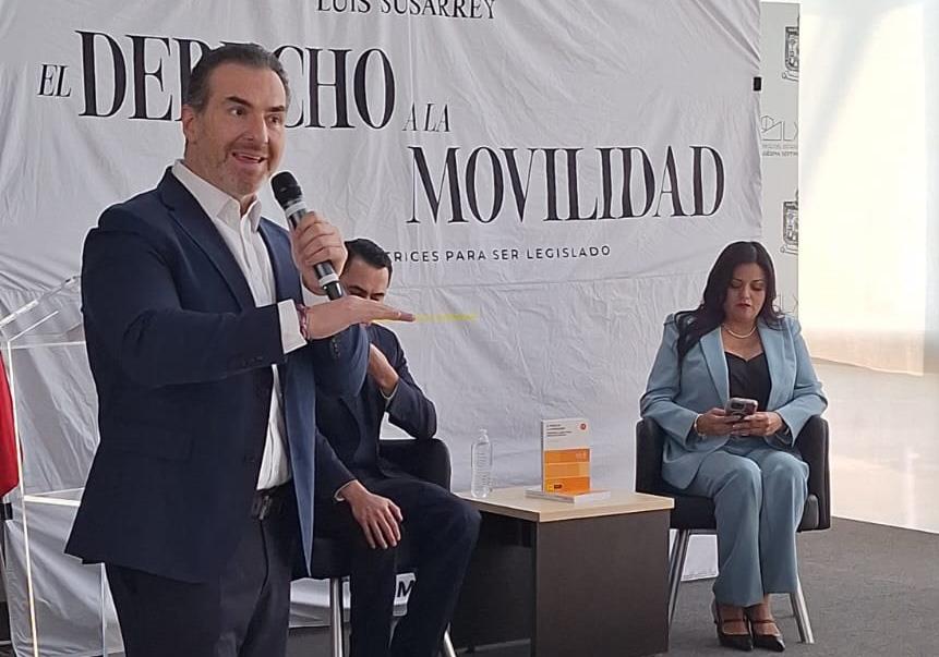 Ofrece Adrián seguridad a mujeres en la Regio Ruta Ofrece Adrián seguridad a mujeres en la Regio Ruta