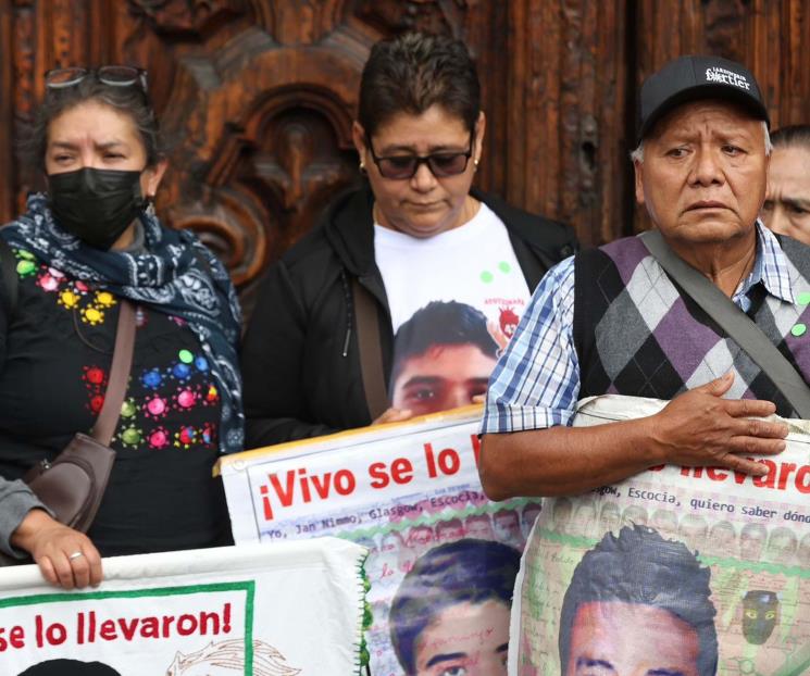 Sheinbaum recibirá a familiares de los 43 normalistas de Ayotzinapa
