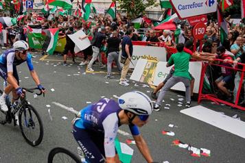 Interrumpen pro Palestina etapa 11 de Vuelta a España