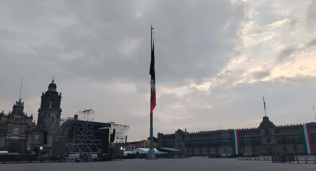 Izan la bandera a toda asta en honor a mujeres indígenas Izan la bandera a toda asta en honor a mujeres indígenas