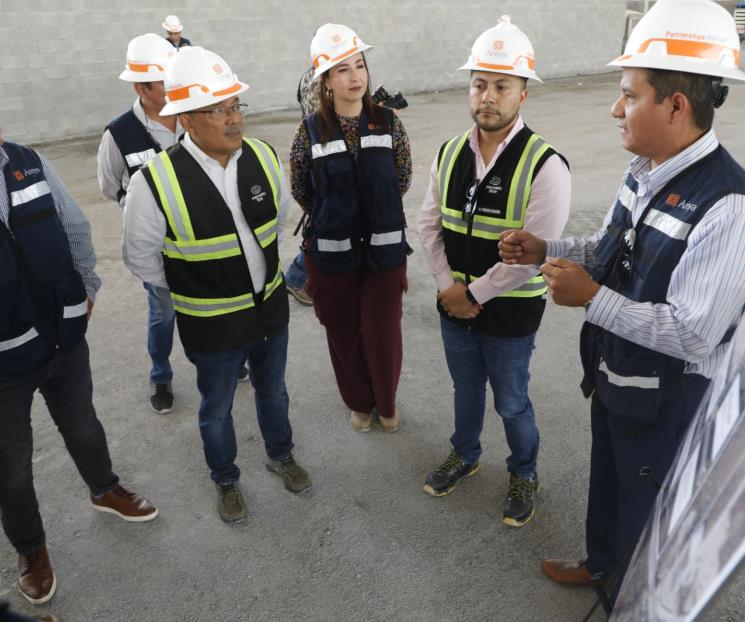 Llevan estrategia ´Ayudamos´ a la colonia Nueva Esperanza Llevan estrategia ´Ayudamos´ a la colonia Nueva Esperanza