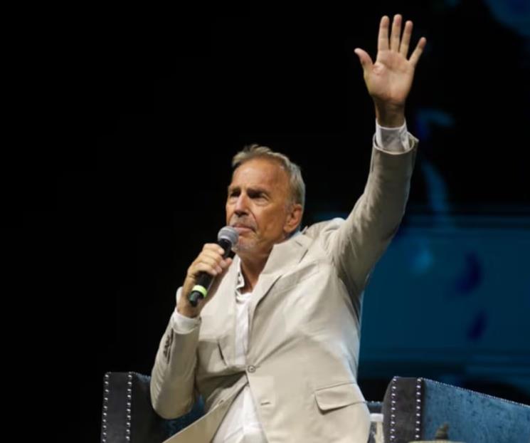 Inspira Kevin Costner a jóvenes mexicanos con charla Inspira Kevin Costner a jóvenes mexicanos con charla