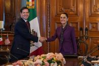 Pide Sheinbaum a Marco Rubio reconocer a los migrantes en EU