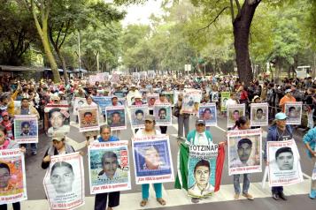 Trabajarán en ´nueva forma de investigación´ en caso de los 43