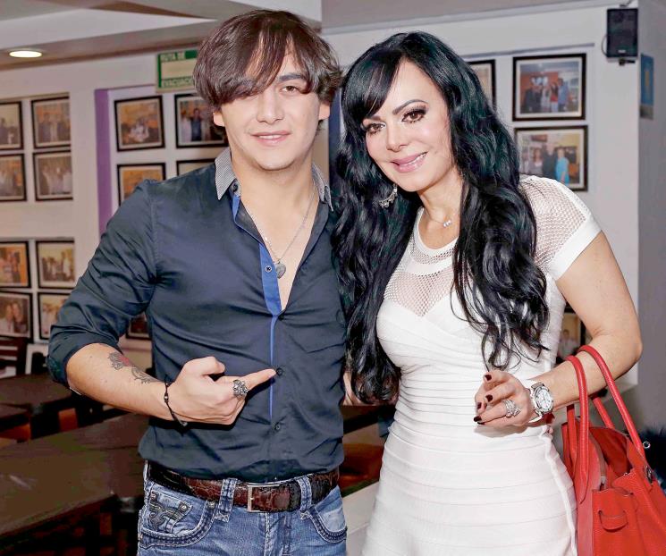 Se alista Maribel Guardia para despedir a su hijo Se alista Maribel Guardia para despedir a su hijo