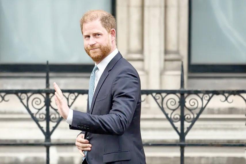 Regresa el Pr&iacute;ncipe Harry a Reino Unido