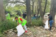 Realiza Santiago jornada de limpieza en el río La Chueca Realiza Santiago jornada de limpieza en el río La Chueca