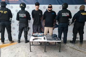 Caen con arma de fuego y droga