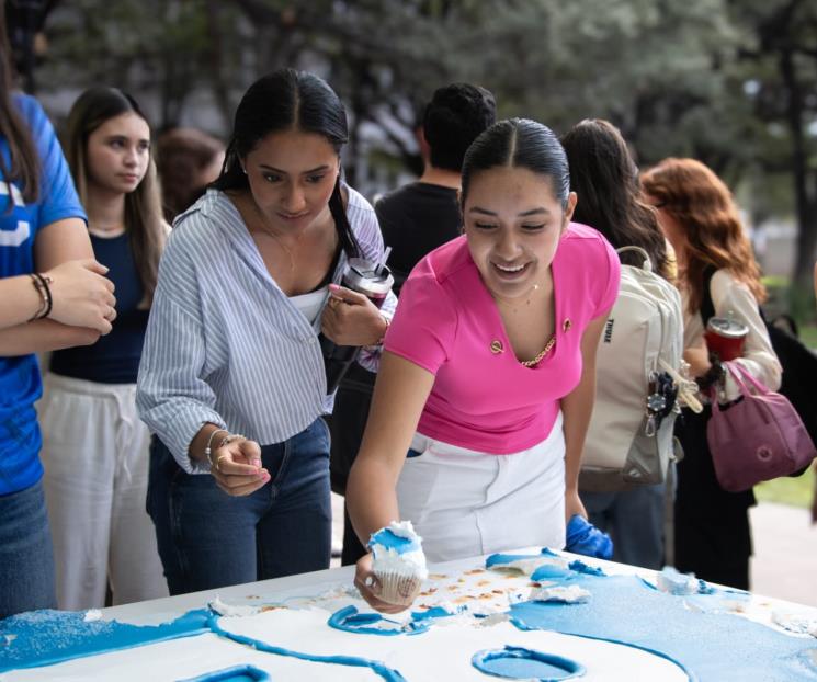 Conmemora el Tecnológico de Monterrey 82 aniversario Conmemora el Tecnológico de Monterrey 82 aniversario