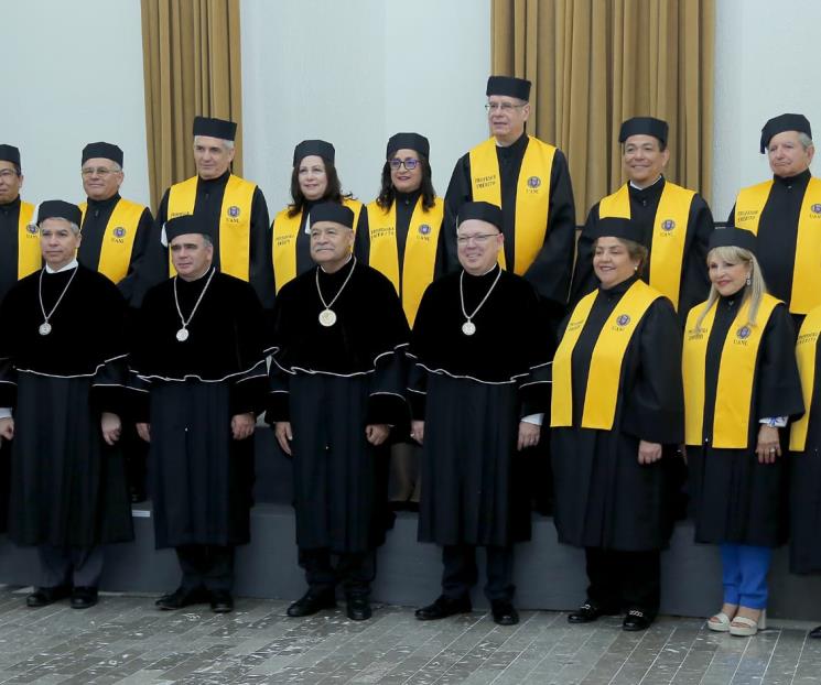 Nombra la UANL a 12 catedráticos como profesores eméritos Nombra la UANL a 12 catedráticos como profesores eméritos