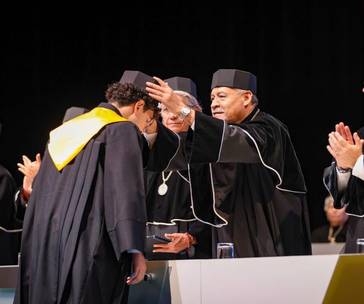 Entrega UANL a 115 egresados el Reconocimiento al Mérito Académico