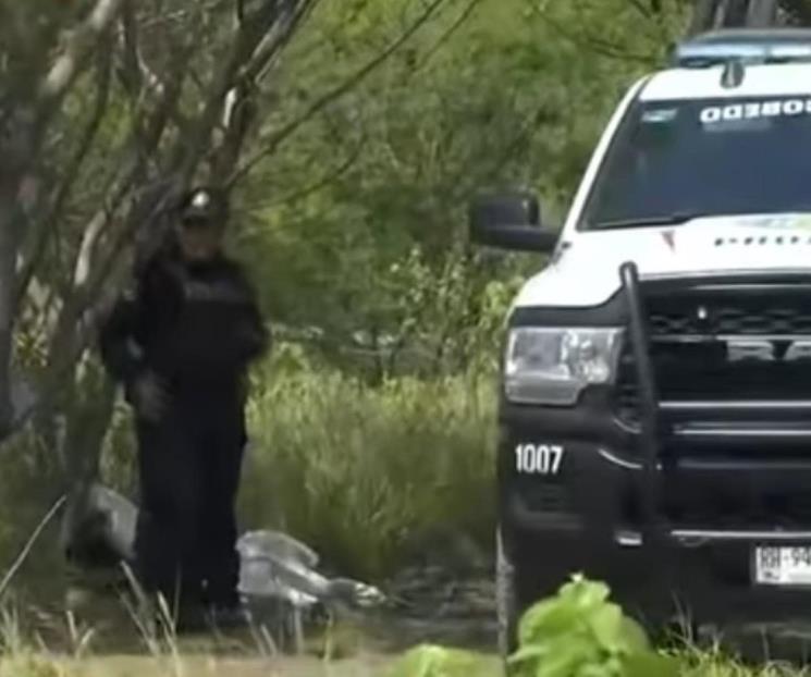 Localizan cuerpo en un predio baldío en Escobedo