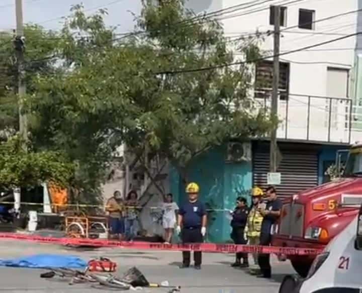 Un ciclista murió atropellado por un transporte de persona que se dio a la fuga, ayer en el municipio de Apodaca, más tarde se encontró abandonado el camión.