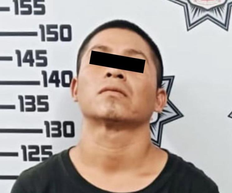 Detienen a guatemalteco por halconeo Detienen a guatemalteco por halconeo