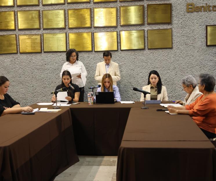 Aprueban crear la medalla de honor ´Mauricio Fernández Garza´