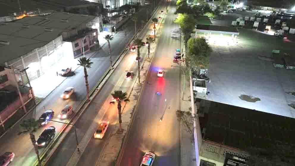 Pierde la vida al tratar de cruzar avenida