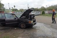 Se incendia vehículo en Apodaca