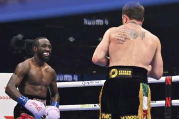 Tiene Canelo Álvarez histórica derrota ante Terence Crawford