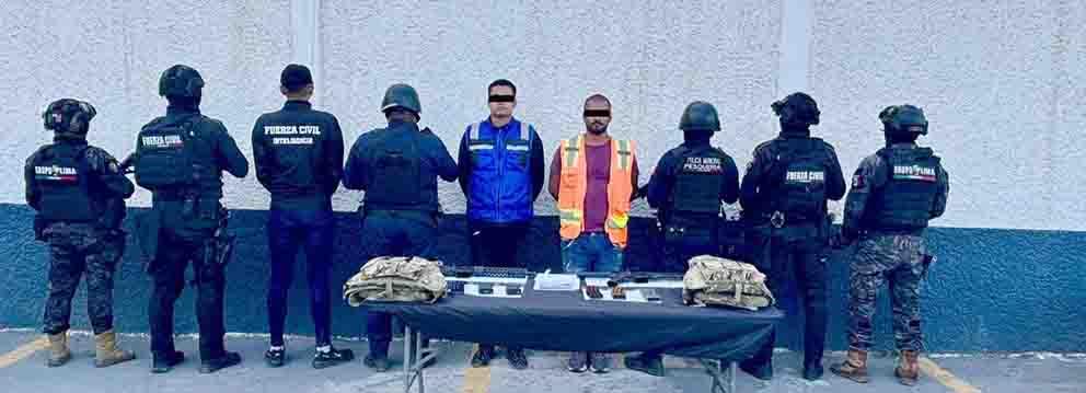 Caen dos en auto robado, con armas y droga