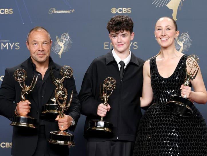 Conquista Adolescence los Premios Emmy 2025