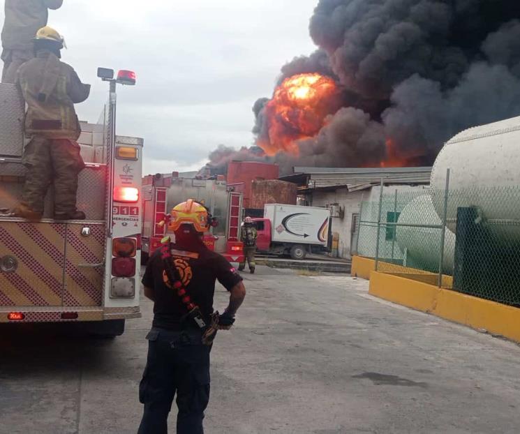 Acaba fuego con fábrica de aceites