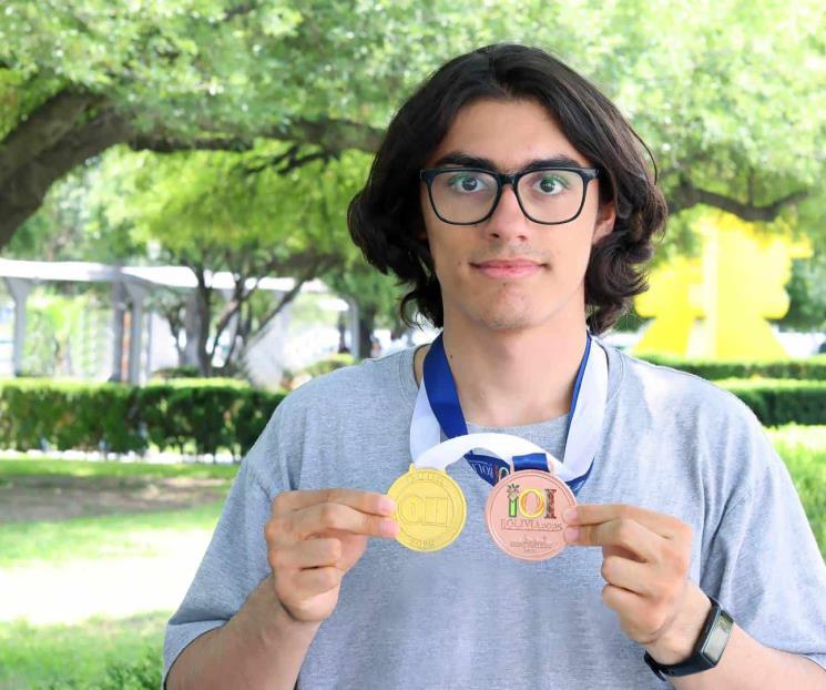 Gana medalla de bronce en Olimpiada de Informática en Bolivia