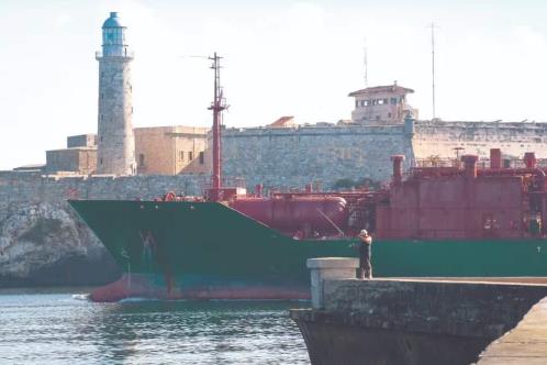 Sube Pemex exportaciones de petroleo crudo a Cuba