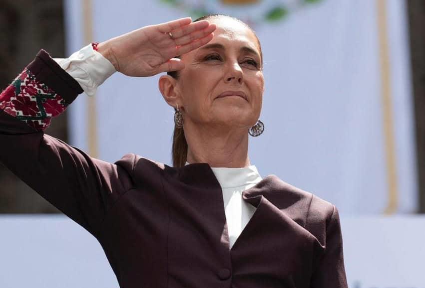 Encabeza Sheinbaum su primer desfile cívico militar en CDMX