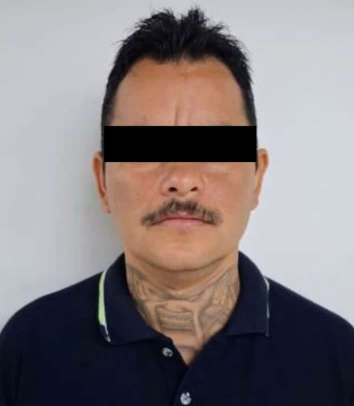 El presunto responsable de la ejecución de una persona en mayo pasado al norte de Monterrey, fue detenido por elementos de la Agencia Estatal de Investigaciones.